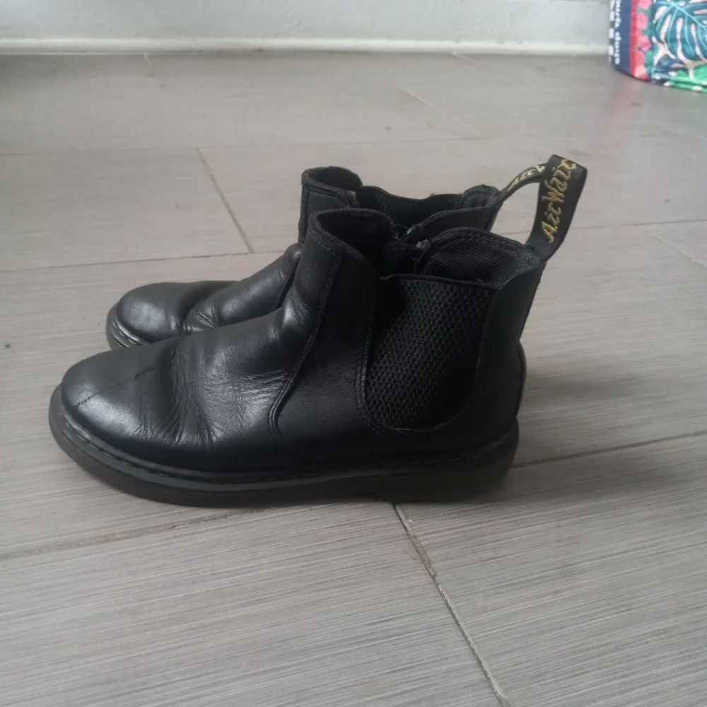 Doc Dr Martens Air Wair Kids Size 3 Bouncing Soles Zip Ankle Tie Up Boots AW004